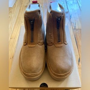 UGG Neumel Platform Zip - Brand New size 8